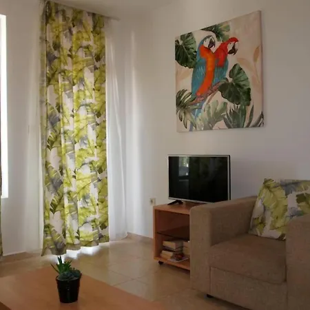 Cosy Flat 2 Bedroom Flat At
