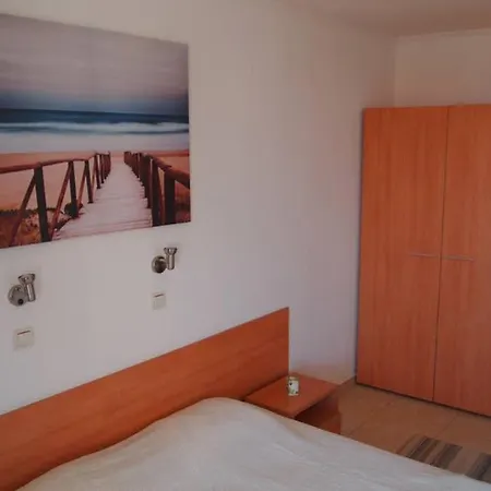 Cosy Flat 2 Bedroom Flat At