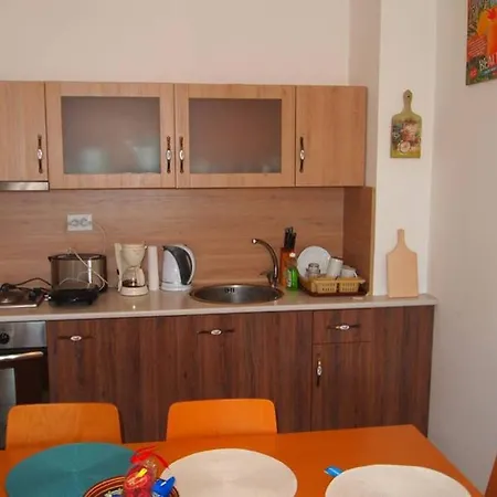 Cosy Flat 2 Bedroom Flat At アパート スヴェティ・ヴラス