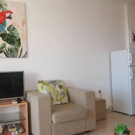 Cosy Flat 2 Bedroom Flat At