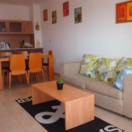 Cosy Flat 2 Bedroom Flat At